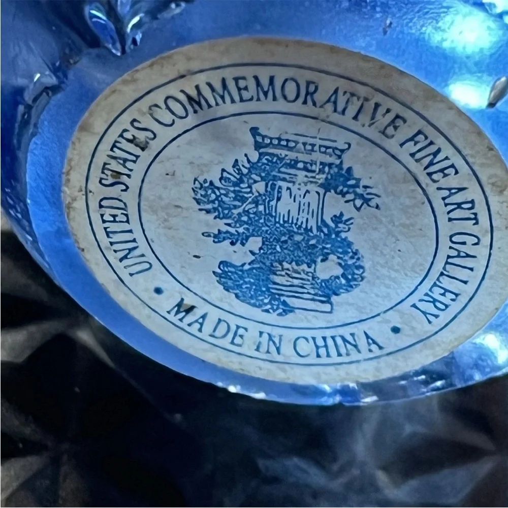 N/A charming blue